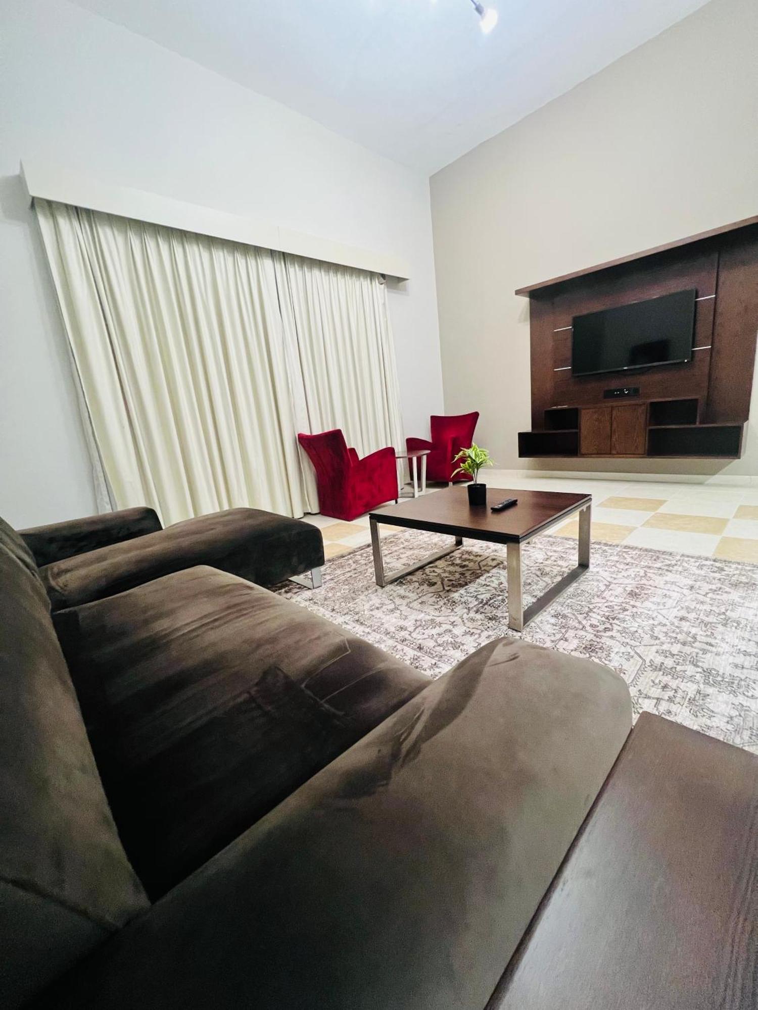 Alraef Luxury Apartments Dubái Exterior foto